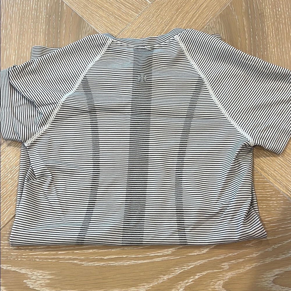 lululemon athletica Striped Swiftly